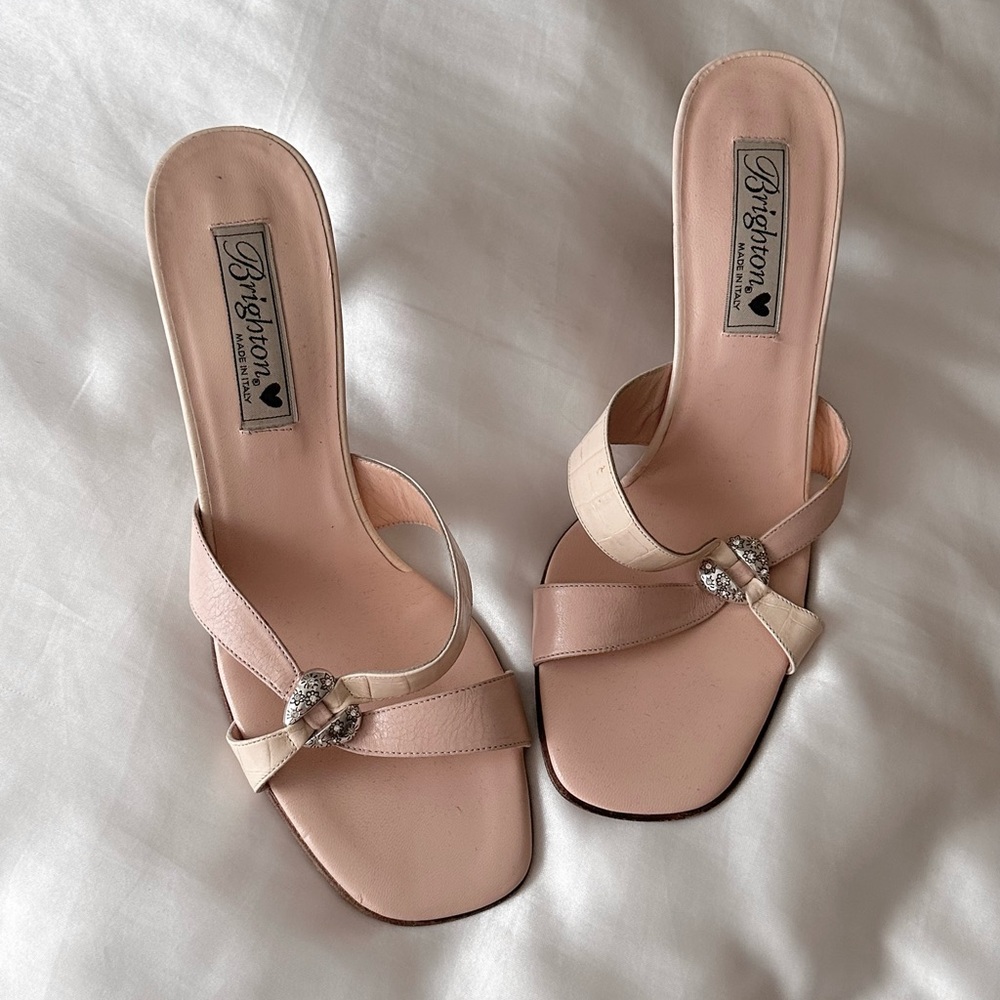 vintage baby pink kitten heels